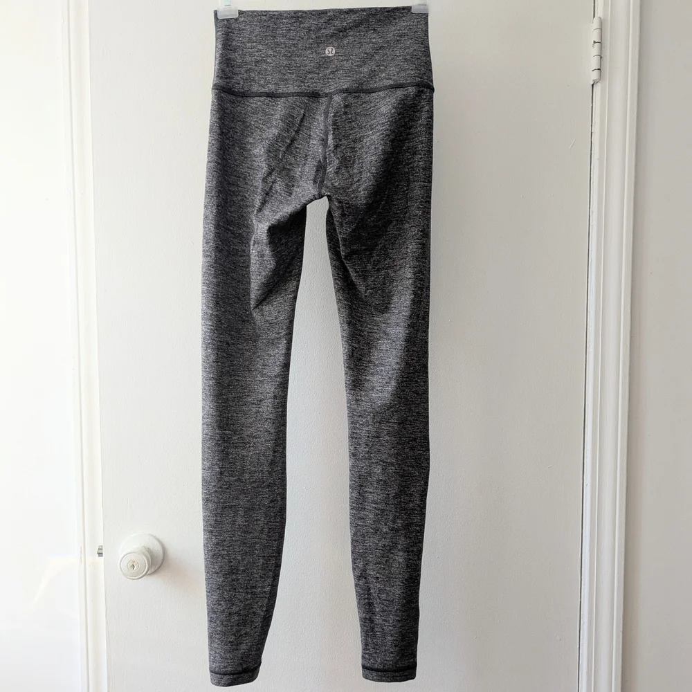 Lululemon Athletica Wunder Under High-rises Gray Tight Size 4, Inseam 28